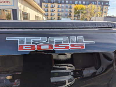 2019 Chevrolet 1500 Crew Cab, $34900. Photo 5