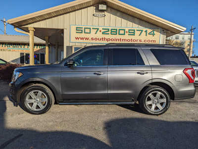 2018 Ford Expedition, $19900. Photo 2