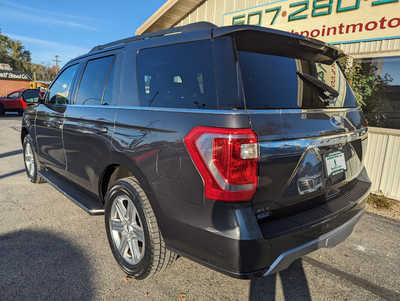 2018 Ford Expedition, $19900. Photo 3