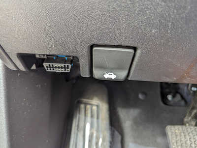 2019 Chevrolet Equinox, $16900. Photo 12