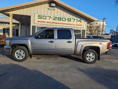 2013 Chevrolet 1500 Crew Cab, $14900. Photo 2