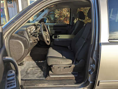 2013 Chevrolet 1500 Crew Cab, $14900. Photo 7