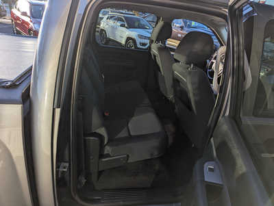 2013 Chevrolet 1500 Crew Cab, $14900. Photo 9