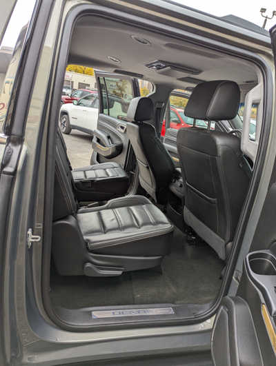 2017 GMC Yukon XL, $23900. Photo 11