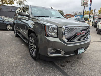 2017 GMC Yukon XL, $23900. Photo 5