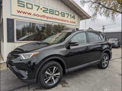 2018 Toyota RAV4, $23900. Photo 1
