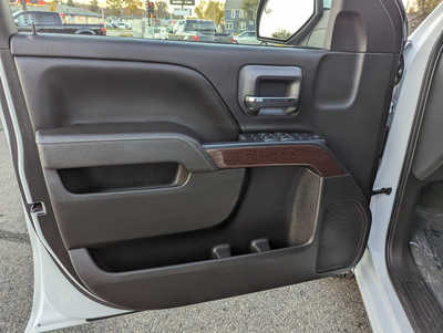 2017 GMC 1500 Ext Cab, $17900. Photo 12