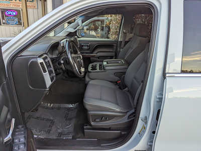 2017 GMC 1500 Ext Cab, $17900. Photo 8