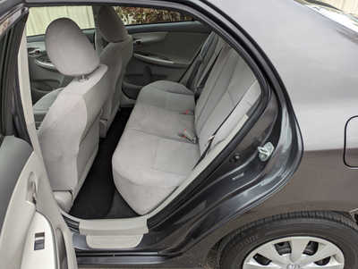 2010 Toyota Corolla, $5900. Photo 9