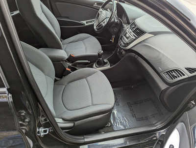 2014 Hyundai Accent, $7900. Photo 12