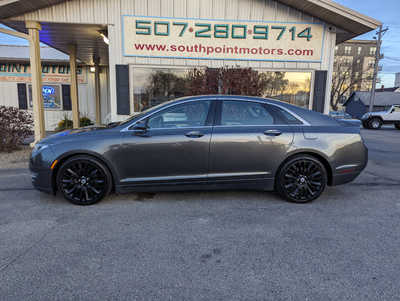 2016 Lincoln MKZ, $11900. Photo 2