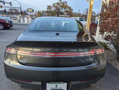 2016 Lincoln MKZ, $11900. Photo 4