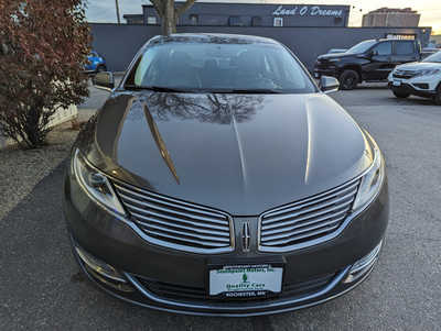 2016 Lincoln MKZ, $11900. Photo 7