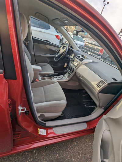 2012 Toyota Corolla, $10900. Photo 10