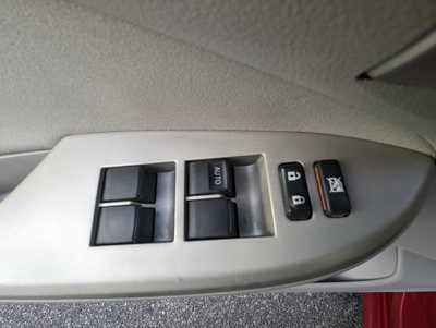 2012 Toyota Corolla, $10900. Photo 12