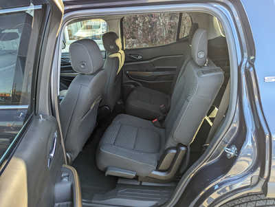 2019 GMC Acadia, $20900. Photo 9