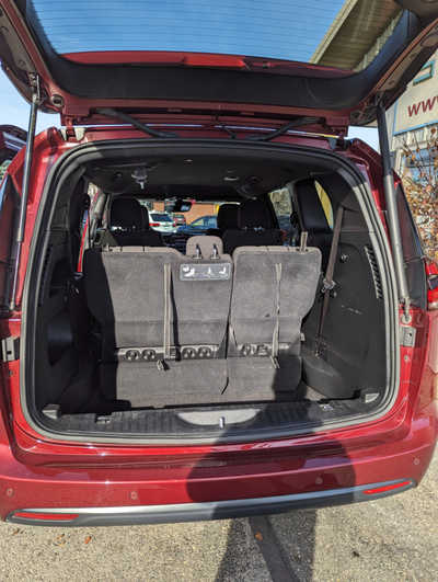 2021 Chrysler Pacifica, $25900. Photo 9