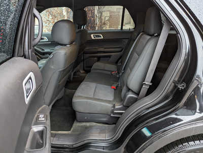 2015 Ford Explorer, $9900. Photo 9