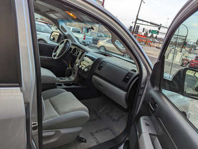 2010 Toyota Tundra Crew Cab, $18900. Photo 11
