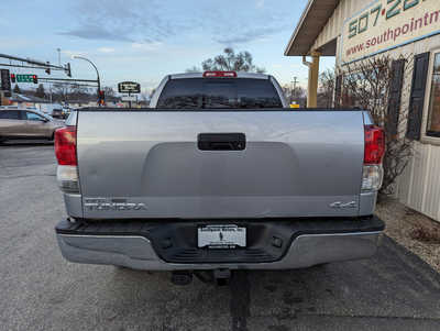 2010 Toyota Tundra Crew Cab, $18900. Photo 4