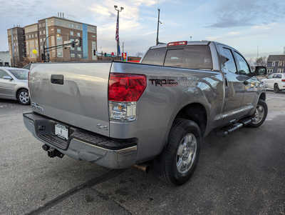 2010 Toyota Tundra Crew Cab, $18900. Photo 5