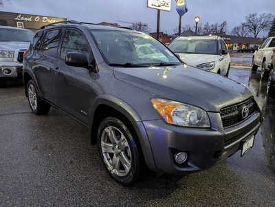 2011 Toyota RAV4, $0. Photo 2