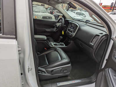 2017 Chevrolet Colorado Crew Cab, $17990. Photo 11