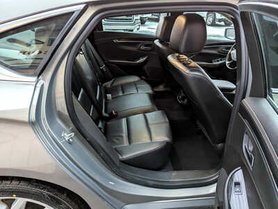 2018 Chevrolet Impala, $13900. Photo 11