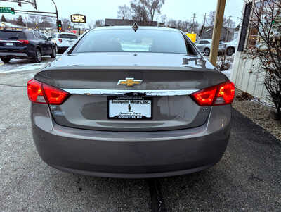 2018 Chevrolet Impala, $13900. Photo 4