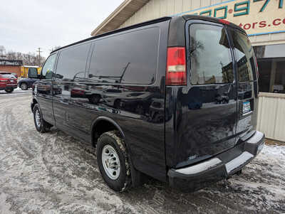 2009 Chevrolet Van,Cargo, $12900. Photo 3