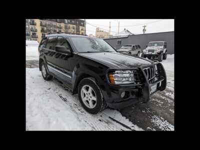 2005 Jeep Grand Cherokee, $7900. Photo 1