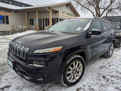 2015 Jeep Cherokee, $0. Photo 2