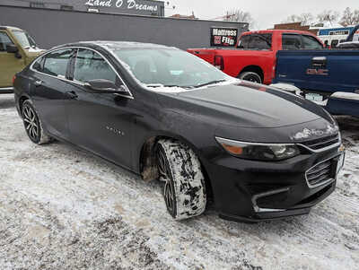 2017 Chevrolet Malibu, $0. Photo 2