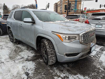 2017 GMC Acadia, $0. Photo 2