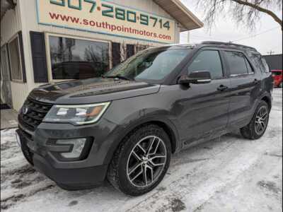 2016 Ford Explorer, $11900. Photo 1