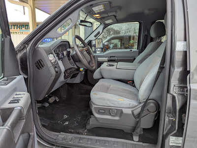 2016 Ford F350 Crew Cab, $17990. Photo 8