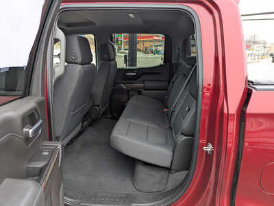 2019 Chevrolet 1500 Crew Cab, $23990. Photo 10