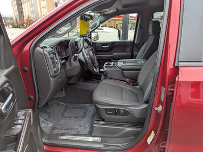 2019 Chevrolet 1500 Crew Cab, $23990. Photo 9