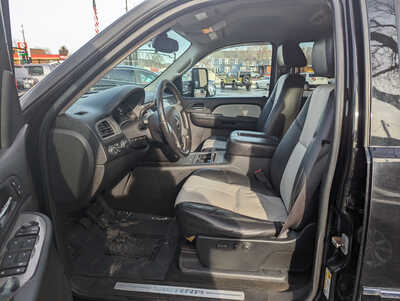2008 GMC 1500 Crew Cab, $5750. Photo 8