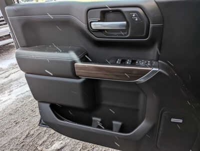 2021 Chevrolet 1500 Crew Cab, $28900. Photo 12