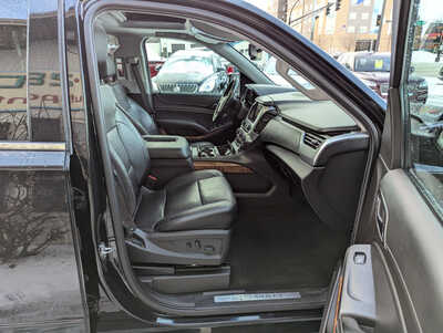 2016 Chevrolet Suburban, $20900. Photo 11