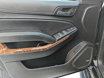 2016 Chevrolet Suburban, $20900. Photo 12