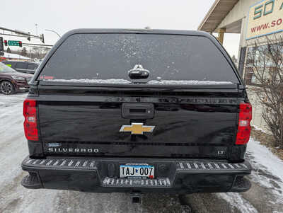 2017 Chevrolet 1500 Crew Cab, $16900. Photo 4