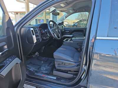 2017 Chevrolet 1500 Crew Cab, $16990. Photo 8