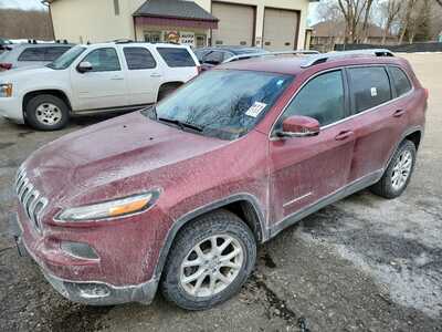 2015 Jeep Cherokee, $0. Photo 2