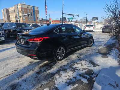 2015 Hyundai Genesis, $11900. Photo 5
