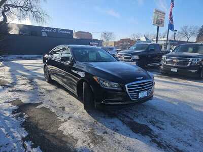 2015 Hyundai Genesis, $11900. Photo 6