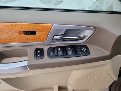 2008 Chrysler Town & Country, $3990. Photo 8