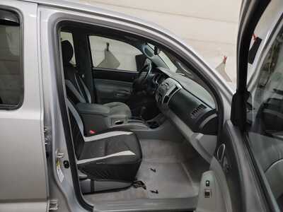 2011 Toyota Tacoma, $0. Photo 4