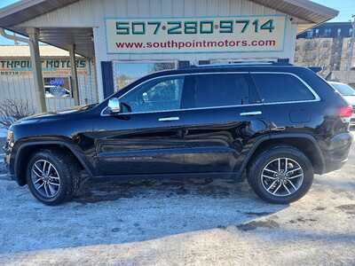 2020 Jeep Grand Cherokee, $20900. Photo 2